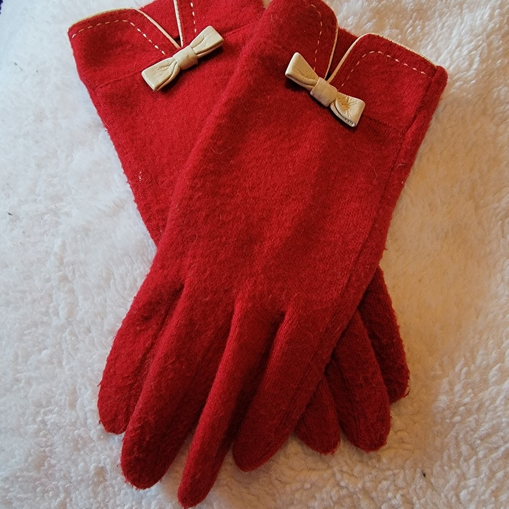 Finissage Gloves